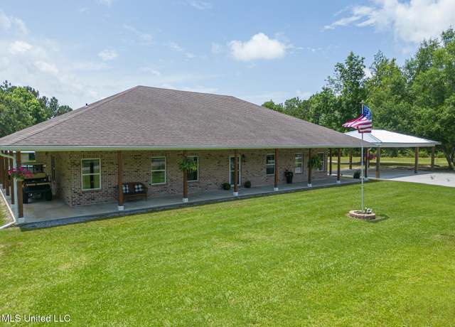 Property at 23207 Unicorn Ln, Pass Christian, MS 39571, 4 beds, 2 baths