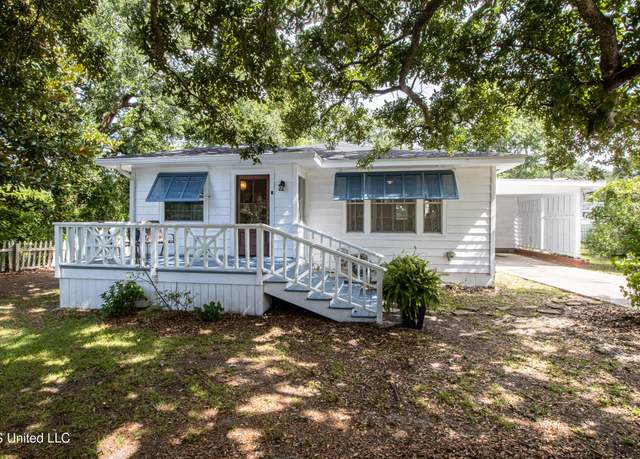 Property at 2003 W 2nd St, Long Beach, MS 39560, 3 beds, 2 baths