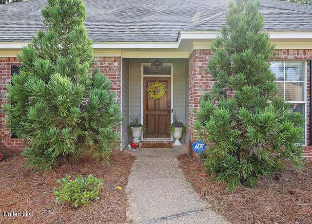 Property at 614 Cliffview Dr, Brandon, MS 39047, 4 beds, 3 baths
