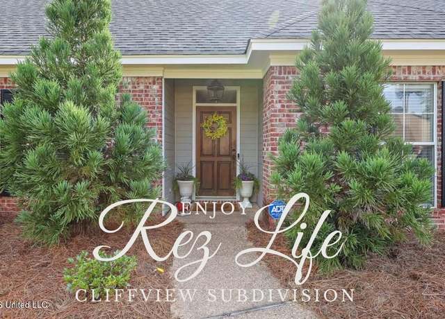 Property at 614 Cliffview Dr, Brandon, MS 39047, 4 beds, 3 baths
