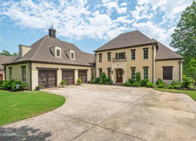 Property at 4666 Eiffel Ln, Nesbit, MS 38651, 5 beds, 4.5 baths