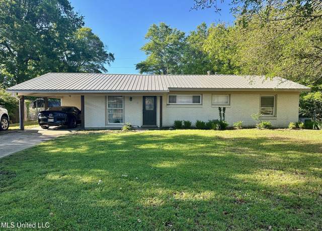 Property at 111 Thomas St, Cleveland, MS 38732, 3 beds, 1 bath