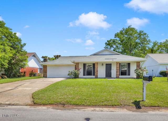 Property at 2189 Baywood Dr, Biloxi, MS 39532, 3 beds, 2 baths