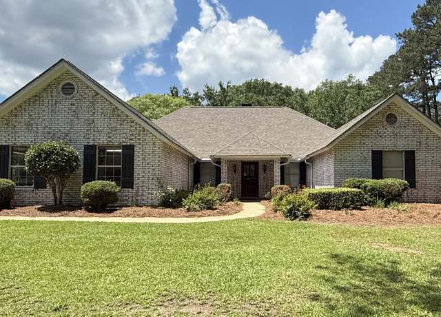 Property at 163 Deer Run Rd, Magee, MS 39111, 4 beds, 2 baths