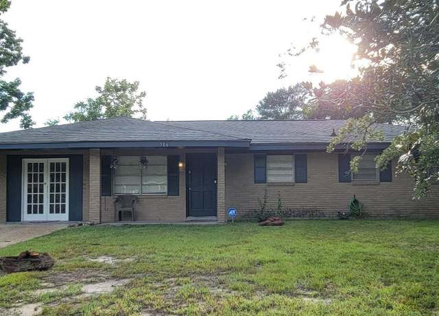 Property at 506 Harvey Ave, Gulfport, MS 39503, 3 beds, 1.5 baths