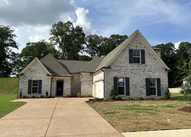 Property at 864 Andys Way, Hernando, MS 38632, 4 beds, 2 baths