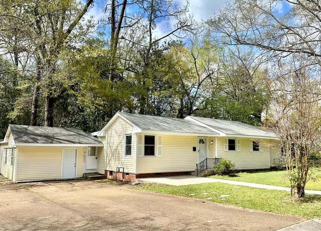 Property at 604 Byrd St, Brookhaven, MS 39601, 4 beds, 3 baths