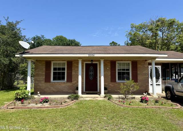 Property at 2006 Eden St, Pascagoula, MS 39581, 3 beds, 3 baths