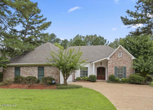 Property at 144 Whisper Lake Blvd, Madison, MS 39110, 4 beds, 3.5 baths
