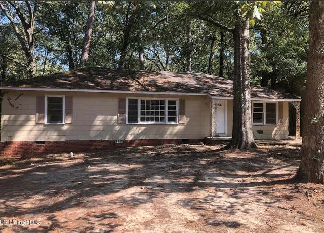 Property at 2462 Paden St, Jackson, MS 39204, 4 beds, 1 bath