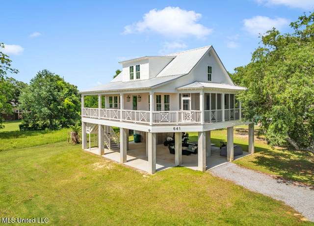 Property at 641 N Beach Blvd, Bay Saint Louis, MS 39520, 4 beds, 3.5 baths