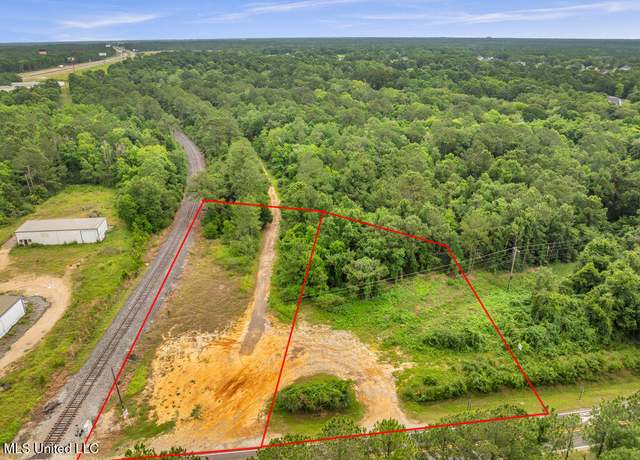 Property at 00 Menge Ave, Pass Christian, MS 39571