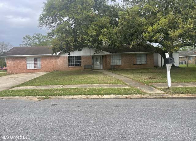 Property at 3610 Alandale St, Pascagoula, MS 39581, 3 beds, 2 baths