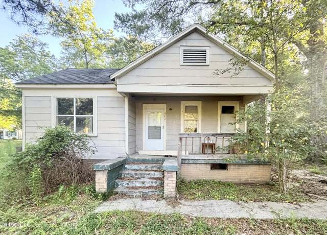 Property at 542 Road Of Remembrance, Jackson, MS 39209, 2 beds, 2 baths