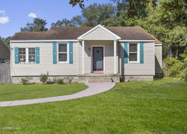 Property at 124 S Ocean Wave Ave, Long Beach, MS 39560, 2 beds, 1 bath