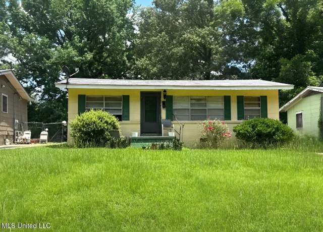 Property at 3712 Sunset Dr, Jackson, MS 39213, 3 beds, 2 baths