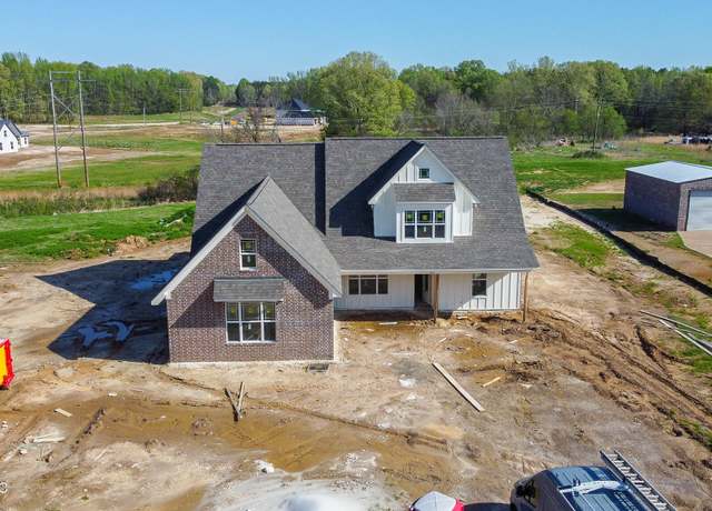 Property at 1710 Slocum Rd, Hernando, MS 38632, 4 beds, 2.5 baths