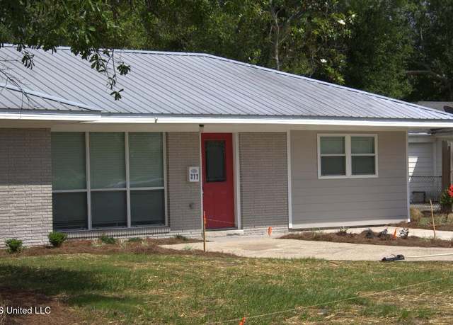 Property at 277 Dewey Cir, Biloxi, MS 39531, 3 beds, 1 bath