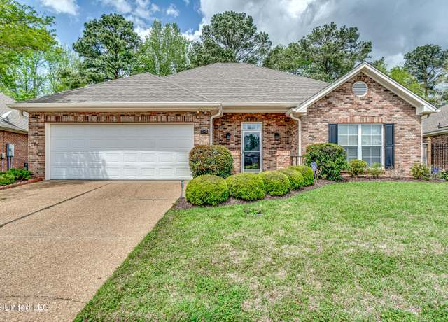 Property at 252 Terrace Dr, Brandon, MS 39042, 2 beds, 2 baths