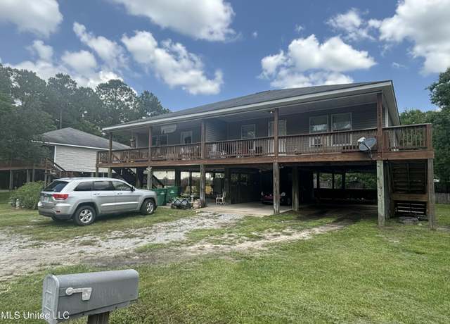Property at 6110 E Lafayette St, Bay Saint Louis, MS 39520, 6 beds, 4 baths