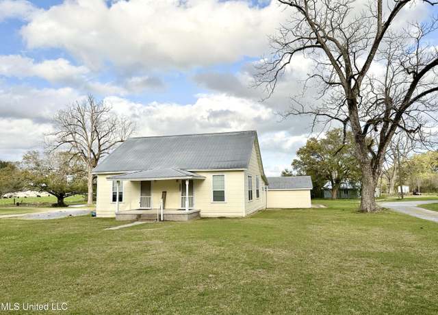 Property at 1298 Mill Street Ext, Lucedale, MS 39452, 3 beds, 2 baths