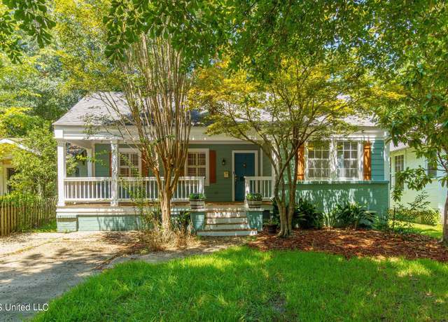 Property at 709 Corinne St, Hattiesburg, MS 39401, 4 beds, 2 baths