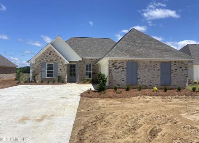 Property at 424 Baleigh Way, Canton, MS 39046, 3 beds, 2 baths