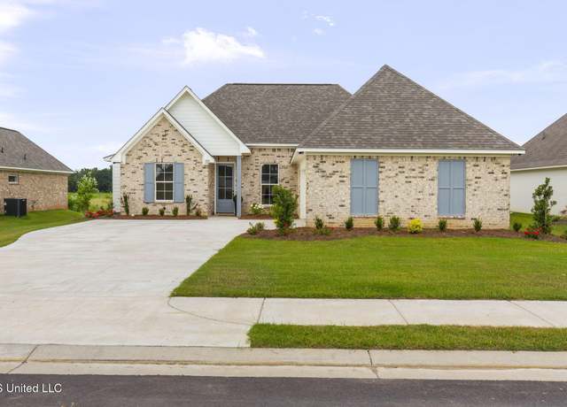 Property at 424 Baleigh Way, Canton, MS 39046, 3 beds, 2 baths