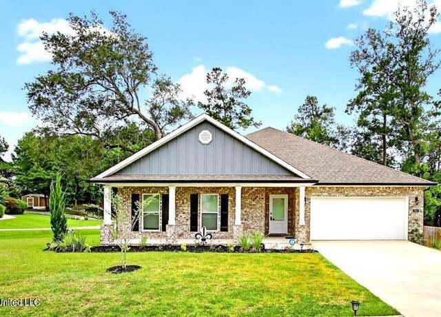 Property at 751 Crooked Stick Dr, Diamondhead, MS 39525, 4 beds, 2.5 baths