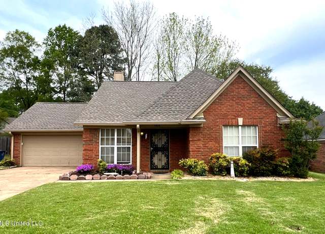 Property at 9858 Allen Pkwy Pkwy, Olive Branch, MS 38654, 3 beds, 2 baths