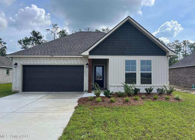 Property at 7760 Claymont Cir, Ocean Springs, MS 39564, 4 beds, 2.5 baths
