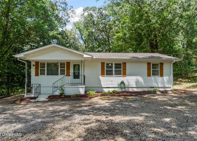 Property at 670 S Thunderbird Dr, Hernando, MS 38632, 3 beds, 1 bath