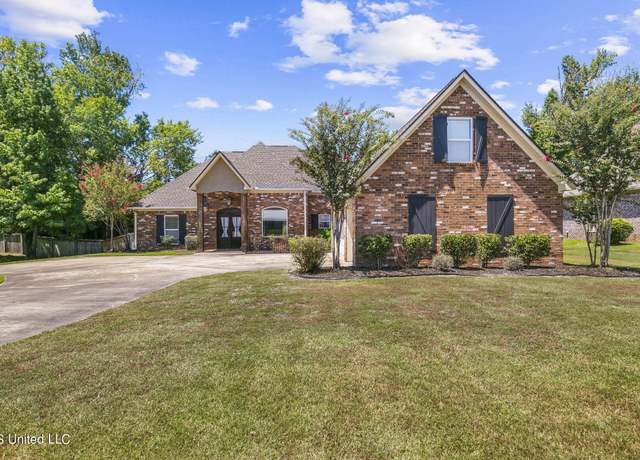 Property at 123 Hampton Hills Blvd, Canton, MS 39046, 5 beds, 3 baths