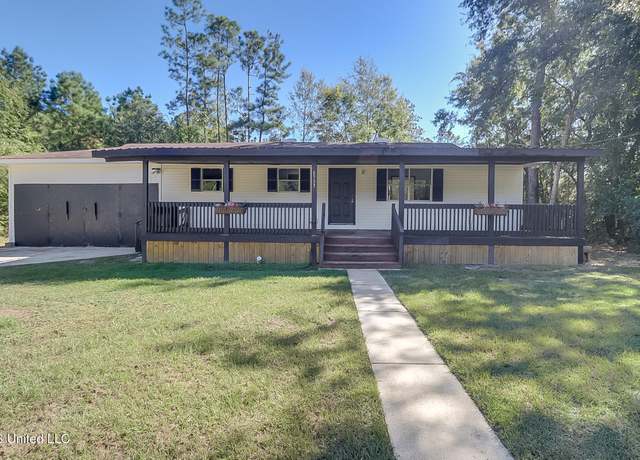 Property at 6533 Shawnee St, Kiln, MS 39556, 2 beds, 1 bath