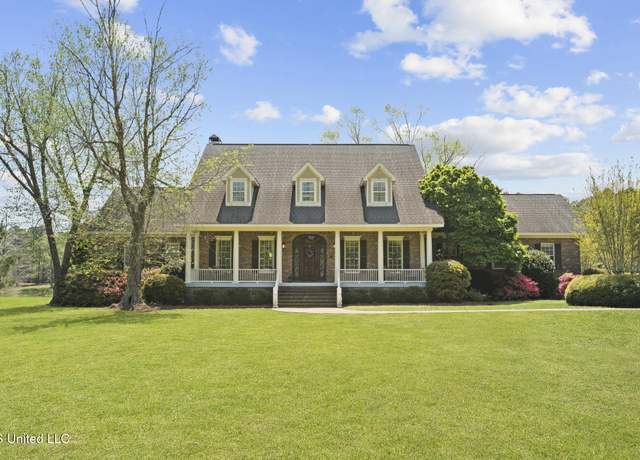 Property at 229 Steelman Rd, Hattiesburg, MS 39402, 5 beds, 5 baths