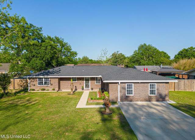 Property at 114 Kuyrkendall Pl, Long Beach, MS 39560, 4 beds, 2 baths
