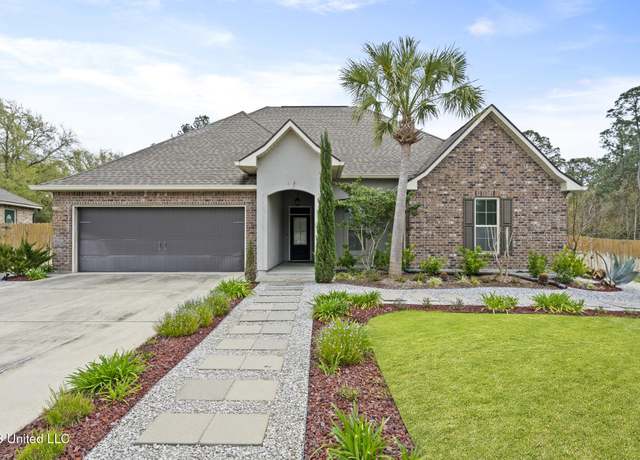 Property at 7444 Saints Cir, Ocean Springs, MS 39564, 4 beds, 2 baths