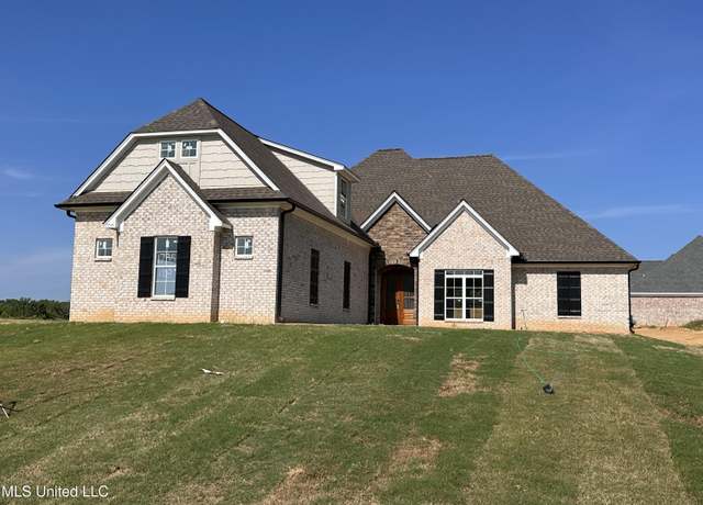 Property at 1735 Bakersfield Way, Nesbit, MS 38651, 4 beds, 3.5 baths