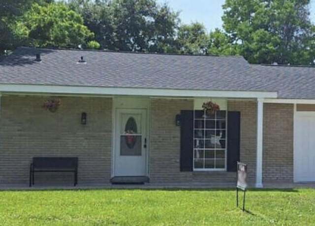 Property at 113 Warwick St, Long Beach, MS 39560, 3 beds, 2 baths