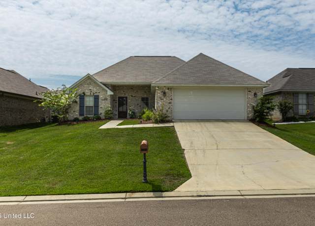Property at 938 Filmore Dr, Brandon, MS 39042, 3 beds, 2 baths