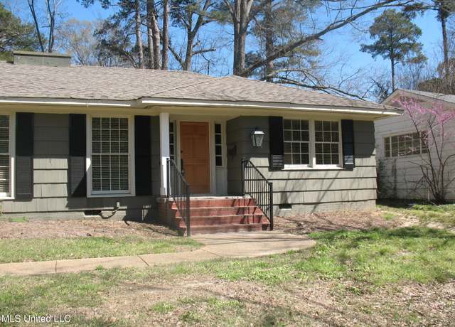 Property at 3958 Eastline Dr, Jackson, MS 39211, 4 beds, 3 baths