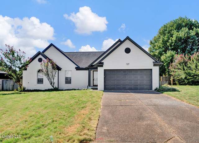 Property at 9181 Waterpointe Cv, Olive Branch, MS 38654, 3 beds, 2 baths