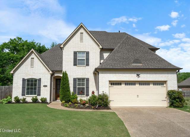 Property at 5274 Forest Bend Cv, Southaven, MS 38672, 5 beds, 3 baths