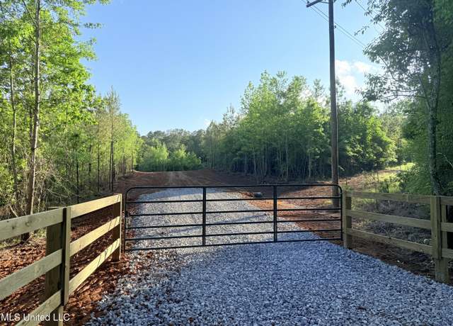 Property at 001 Old 16 Hwy, Canton, MS 39046