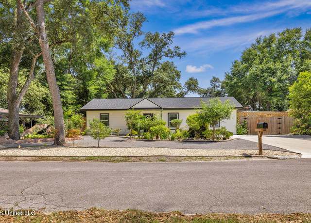 Property at 2085 Pat Ln, Biloxi, MS 39531, 3 beds, 2 baths