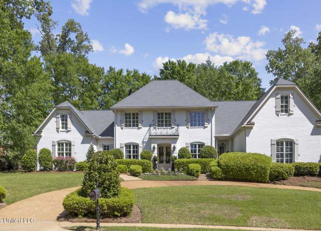 Property at 124 Bridgewater Xing, Ridgeland, MS 39157, 5 beds, 5.5 baths