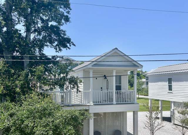 Property at 215 E Second St St Unit 37a, Pass Christian, MS 39571, 1 bed, 1 bath