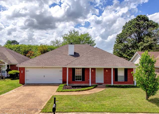 Property at 610 Acorn Ln, Brandon, MS 39047, 3 beds, 2 baths
