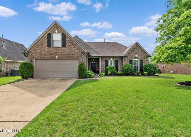 Property at 8371 Pinnacle Dr, Southaven, MS 38672, 3 beds, 2 baths
