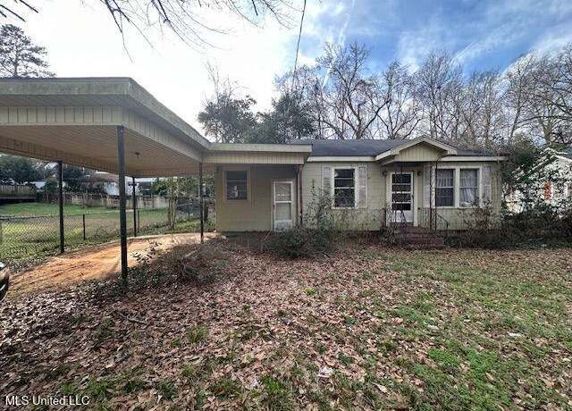 Property at 3411 25th Ave, Meridian, MS 39305, 3 beds, 1.5 baths